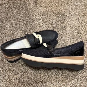 Dolce Vita Black and Cream Platform Shoes